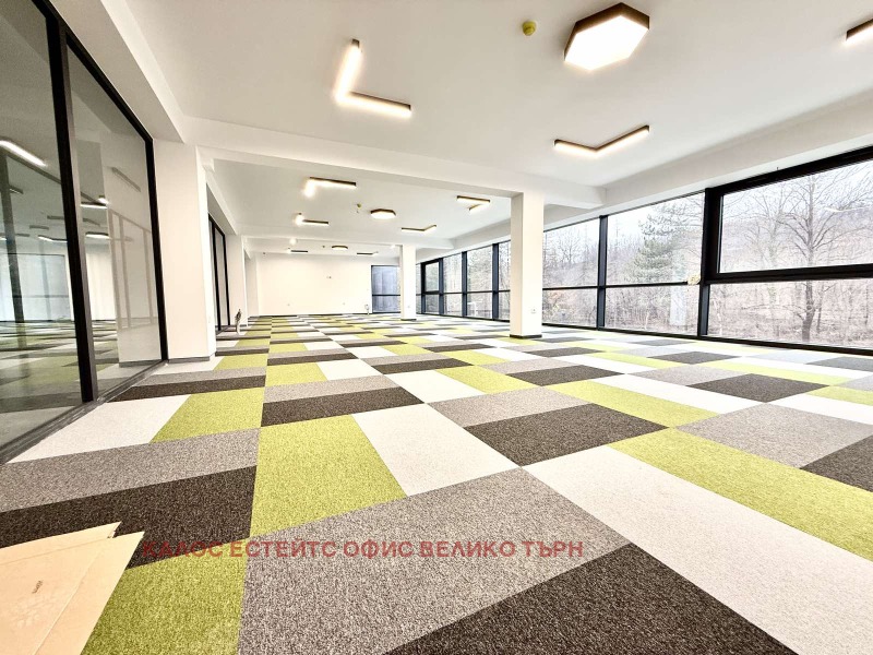 Продава ОФИС, гр. Велико Търново, Център, снимка 2 - Офиси - 52709803