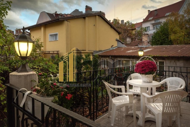 Продава КЪЩА, гр. София, Център, снимка 4 - Къщи - 52154997
