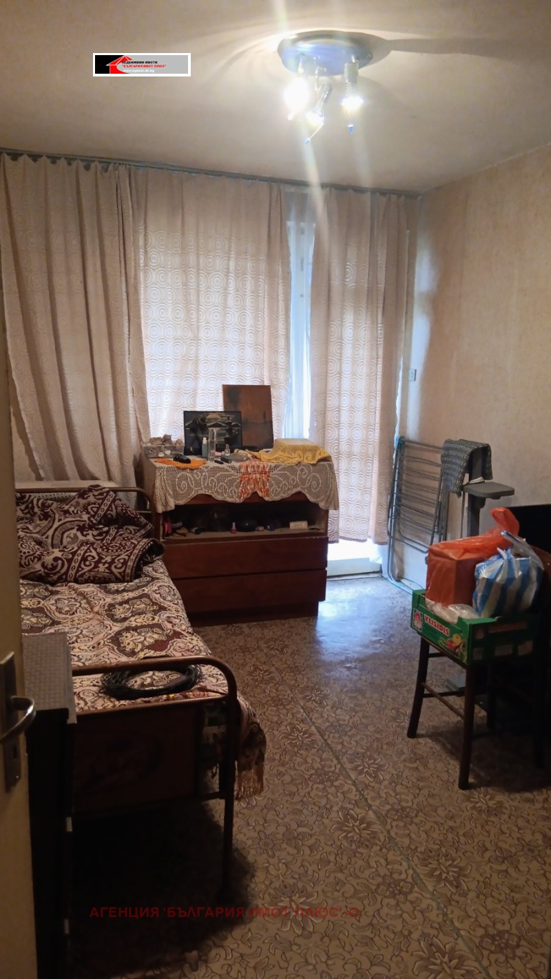 Продава КЪЩА, гр. Стражица, област Велико Търново, снимка 12 - Къщи - 53246884