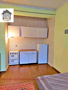 3 bedroom Tsentar, Sofia 12