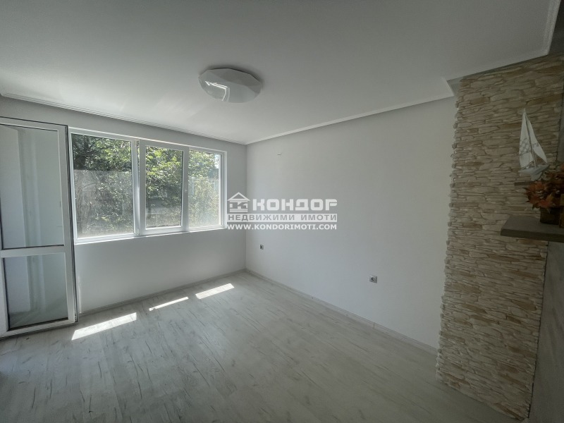 Eladó  2 hálószobás Plovdiv , Hristo Smirnenski , 131 négyzetméter | 46024232