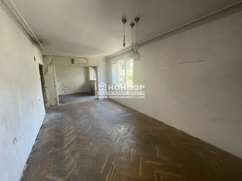 Eladó  2 hálószobás Plovdiv , Hristo Smirnenski , 131 négyzetméter | 46024232 - kép [8]