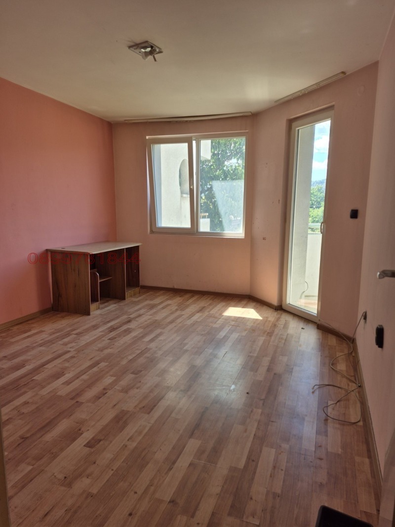 Продава 3-СТАЕН, гр. София, Горубляне, снимка 3 - Апартаменти - 52902608