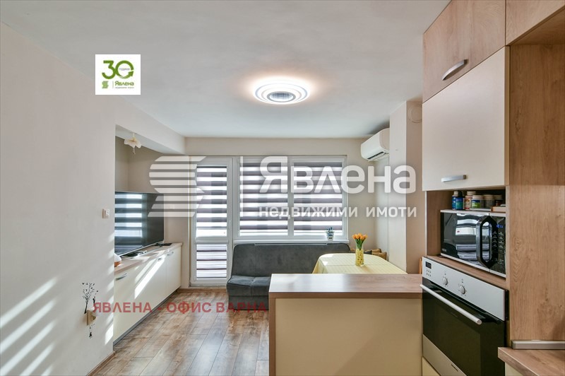 Продава  Многостаен град Варна , Център , 100 кв.м | 77573134