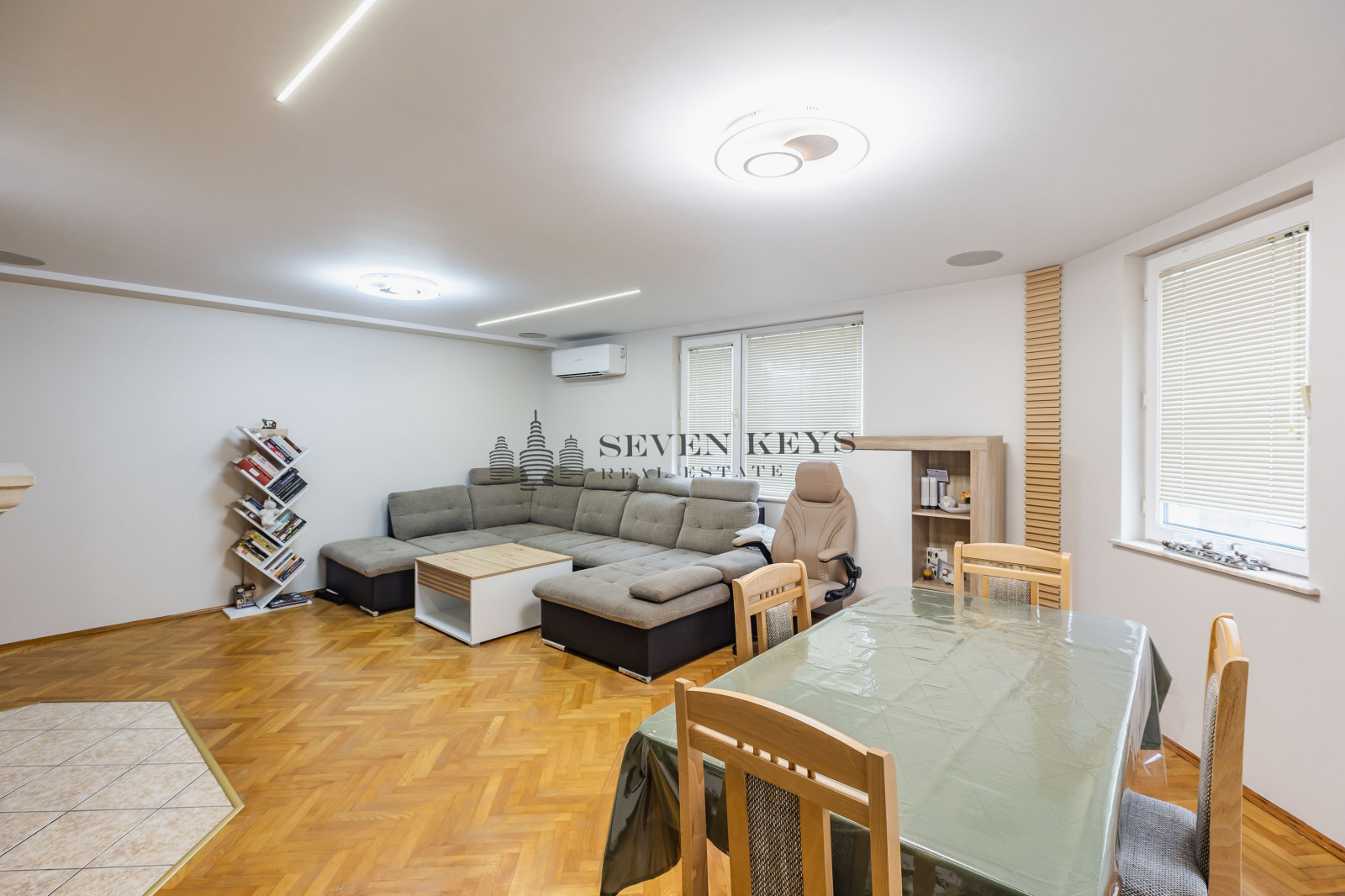 Продава 4-СТАЕН, гр. Варна, Колхозен пазар, снимка 3 - Апартаменти - 53611841