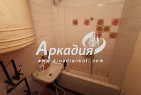 3-стаен град Пловдив, Център 7