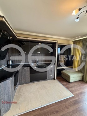 2 chambres m-t Alen mak, Varna