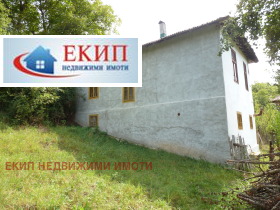 Hus Bohova, region Pernik 4