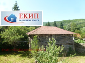 Maison Bohova, région Pernik 13