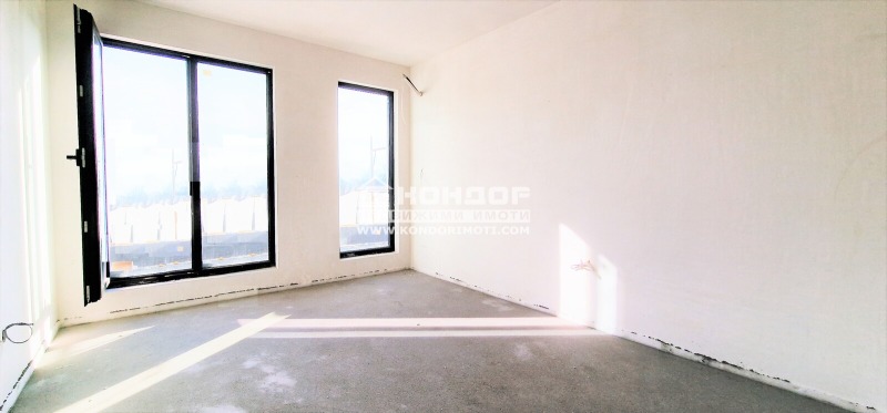 Продава 2-СТАЕН, гр. Пловдив, Въстанически, снимка 2 - Апартаменти - 44543125