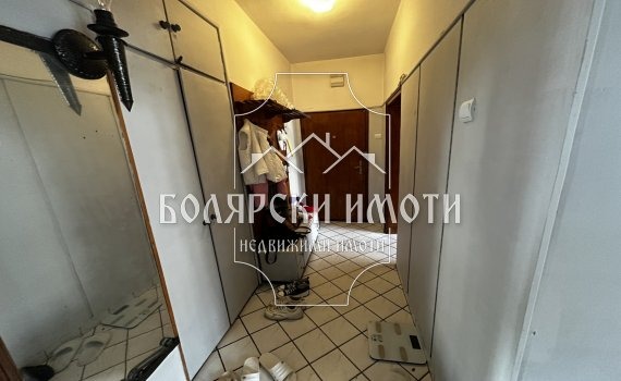 Продава 3-СТАЕН, гр. Велико Търново, Център, снимка 6 - Aпартаменти - 47303444