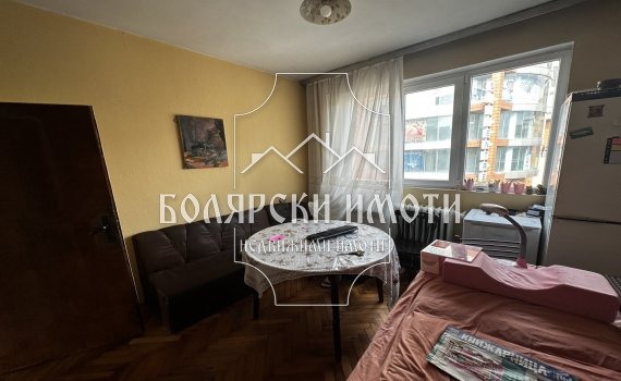 Продава 3-СТАЕН, гр. Велико Търново, Център, снимка 3 - Aпартаменти - 47303444