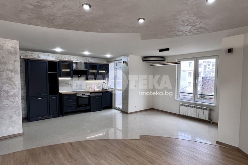 Продава 3-СТАЕН, гр. София, Младост 3