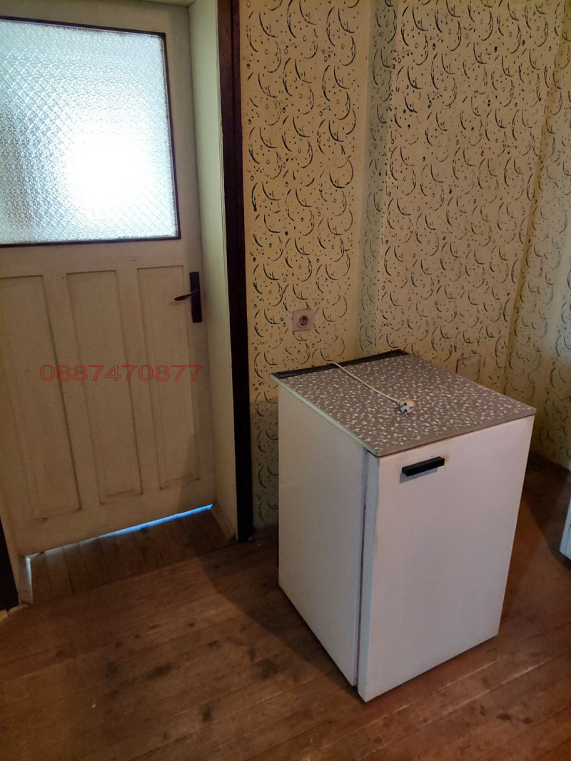 Продава КЪЩА, с. Сапарево, област Кюстендил, снимка 8 - Къщи - 53458108