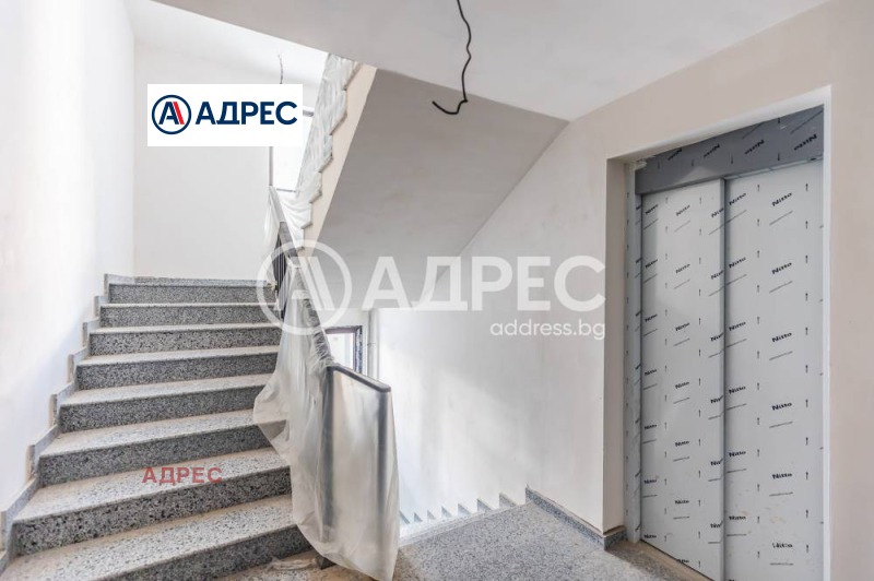 En venta  1 dormitorio Varna , Koljozen pazar , 51 metros cuadrados | 37947949 - imagen [16]