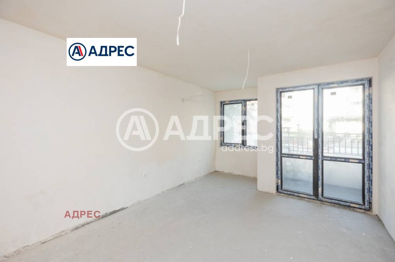 En venta  1 dormitorio Varna , Koljozen pazar , 51 metros cuadrados | 37947949 - imagen [6]