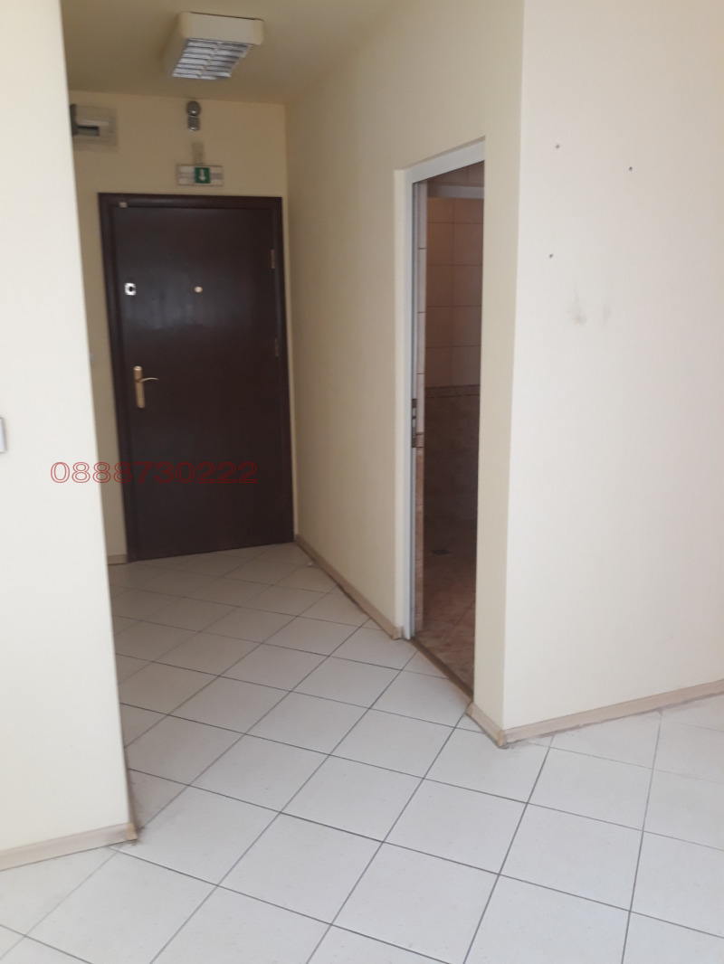 Продава ОФИС, гр. Шумен, Център, снимка 4 - Офиси - 53480013
