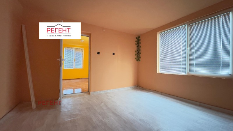 Продава КЪЩА, гр. Севлиево, област Габрово, снимка 4 - Къщи - 52197257