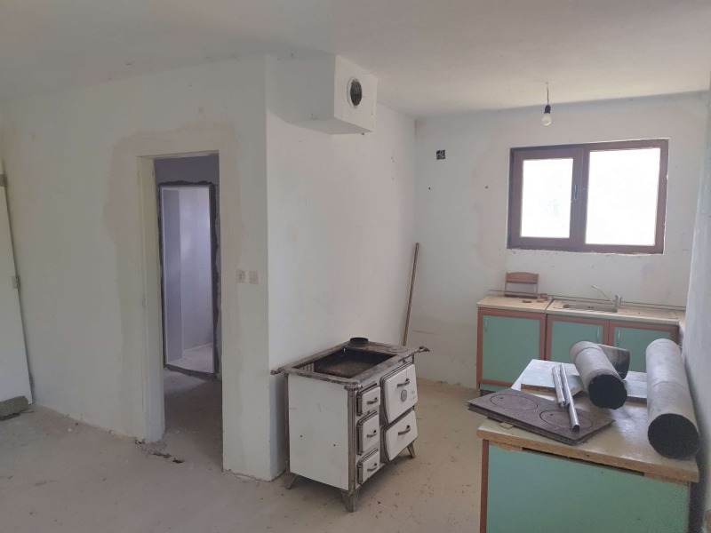 Продава КЪЩА, с. Челник, област Ямбол, снимка 9 - Къщи - 53221195