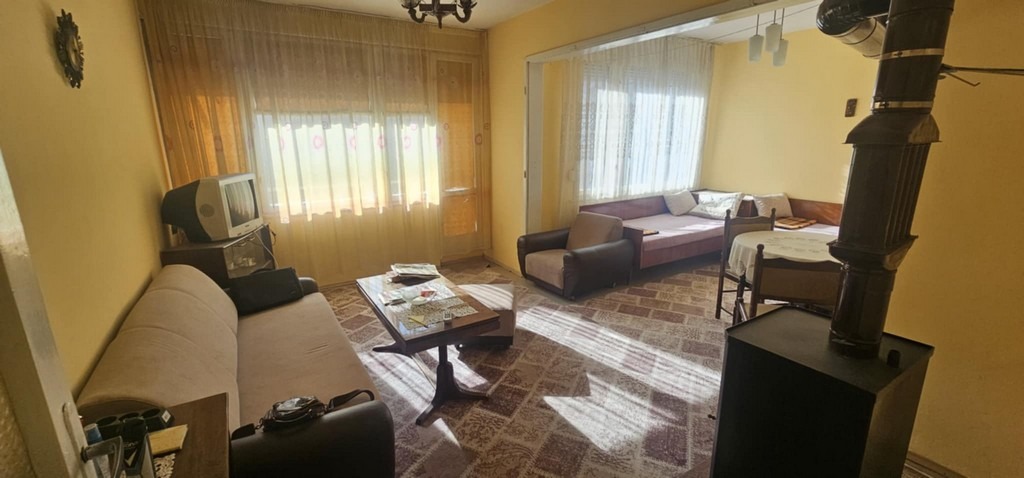 Продава 3-СТАЕН, гр. Кърджали, Център, снимка 3 - Апартаменти - 54187492