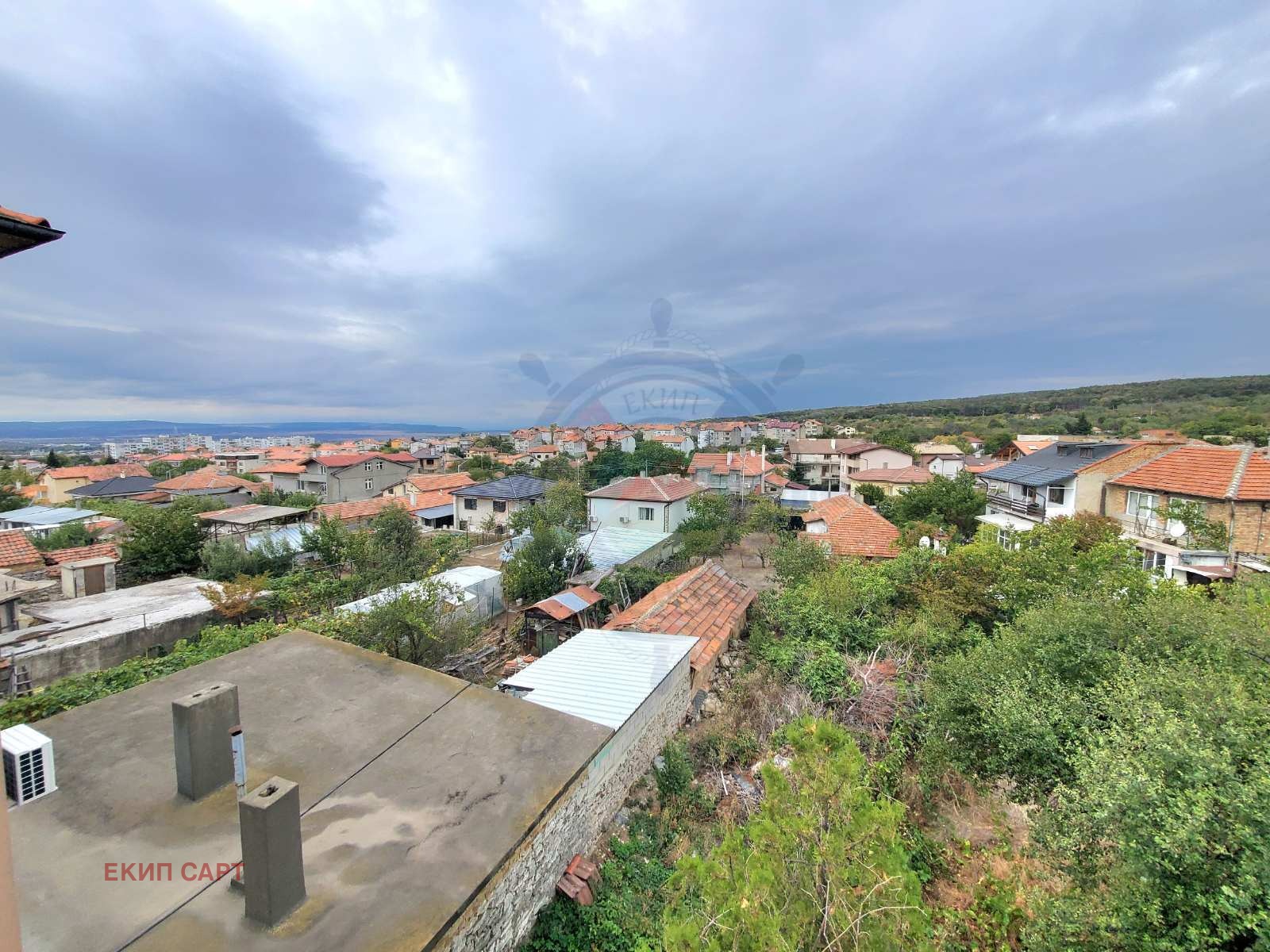 Продава КЪЩА, гр. Аксаково, област Варна, снимка 12 - Къщи - 55390572