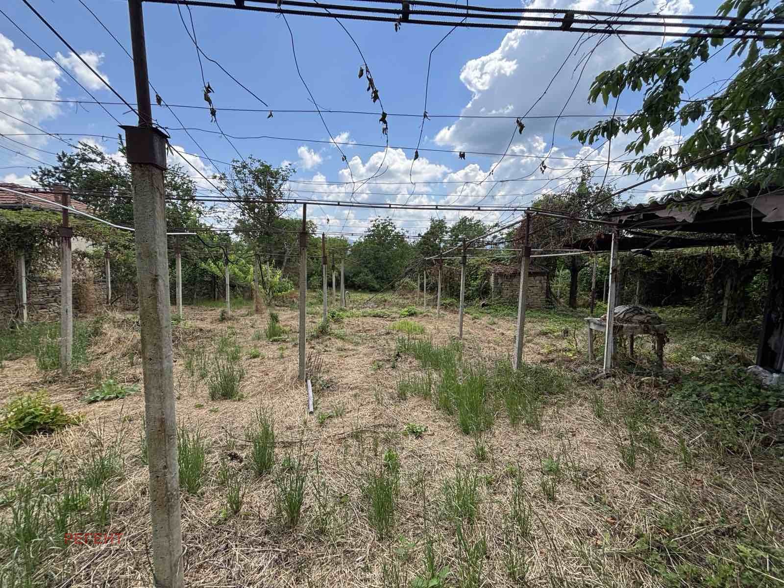 Продава КЪЩА, с. Гостилица, област Габрово, снимка 2 - Къщи - 55611285