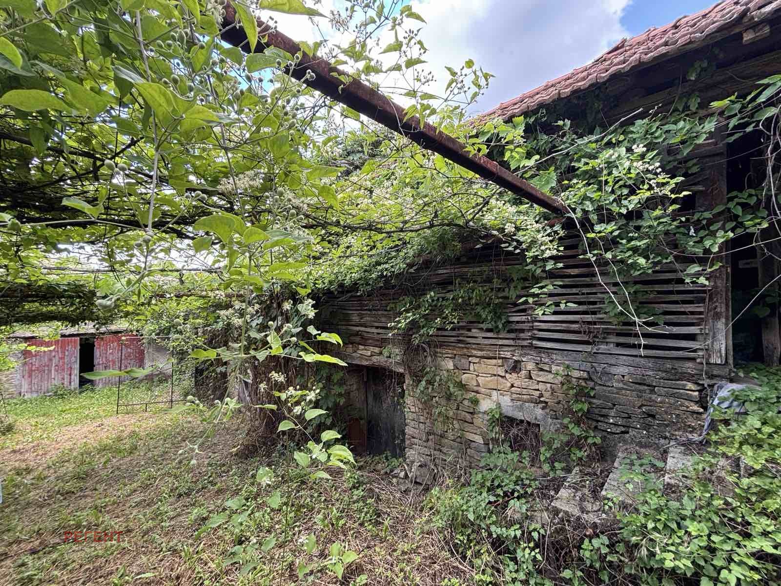 Продава КЪЩА, с. Гостилица, област Габрово