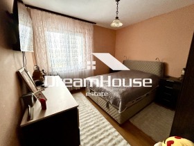 3-стаен град Пловдив, Тракия 6