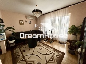 3-стаен град Пловдив, Тракия 1
