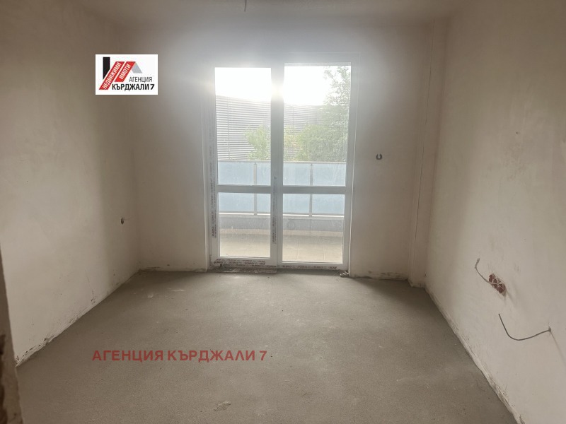 Till salu  2 sovrum Kardjali , Centar , 96 kvm | 66640652