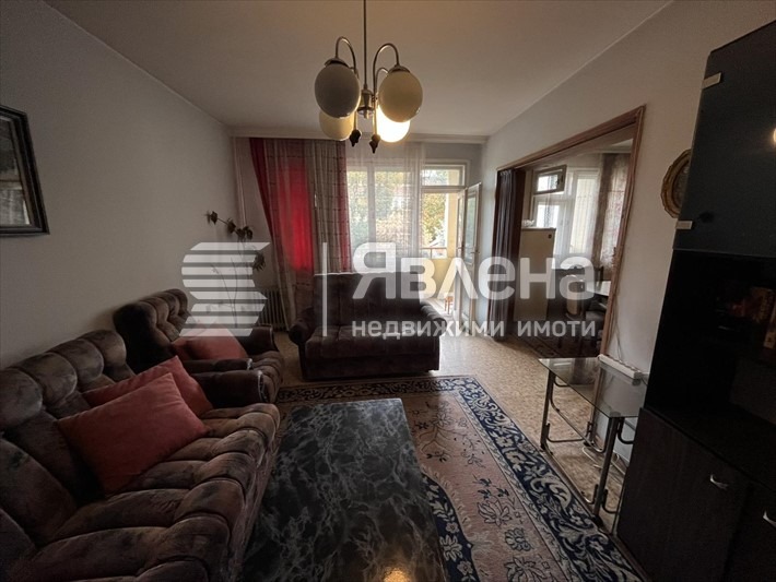 Продава 3-СТАЕН, гр. Пловдив, Център, снимка 3 - Апартаменти - 52820499