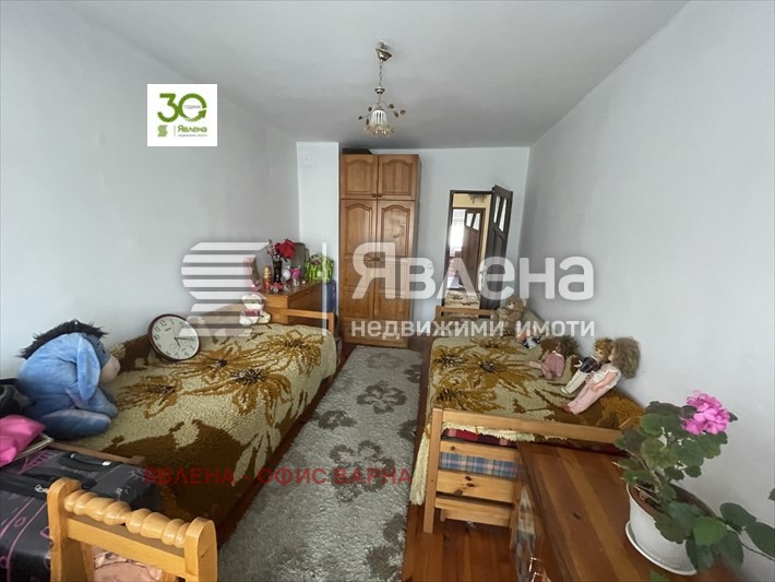 Продава 4-СТАЕН, гр. Варна, Лятно кино Тракия, снимка 13 - Апартаменти - 54796389