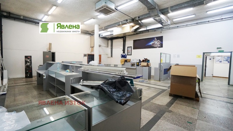 Продава ОФИС, гр. София, Военна рампа, снимка 2 - Офиси - 53246422