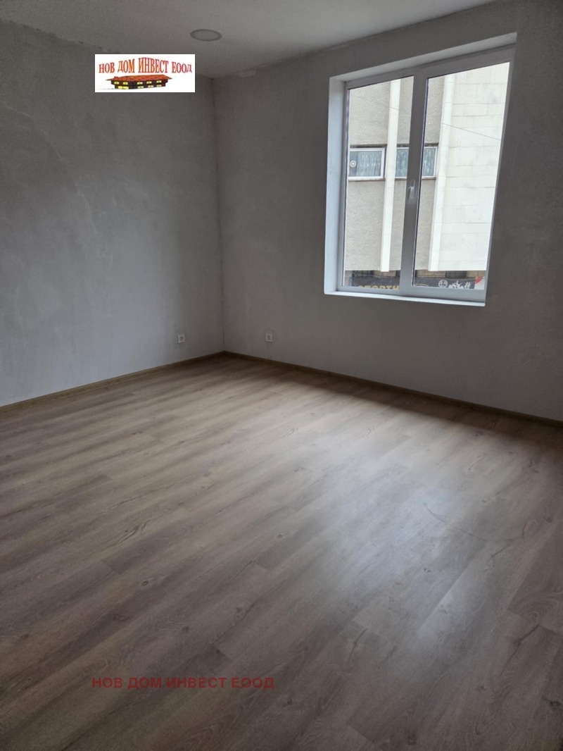 Продава КЪЩА, гр. Перник, Център, снимка 7 - Къщи - 52303218