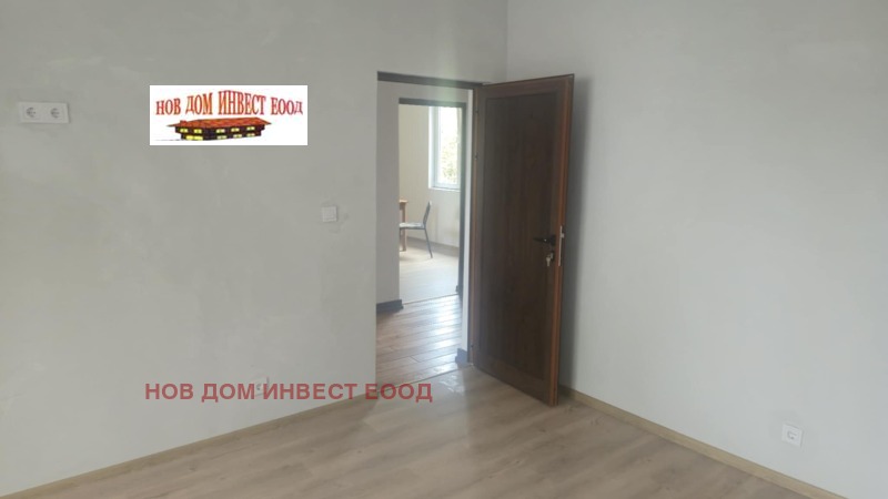 Продава КЪЩА, гр. Перник, Център, снимка 12 - Къщи - 52303218