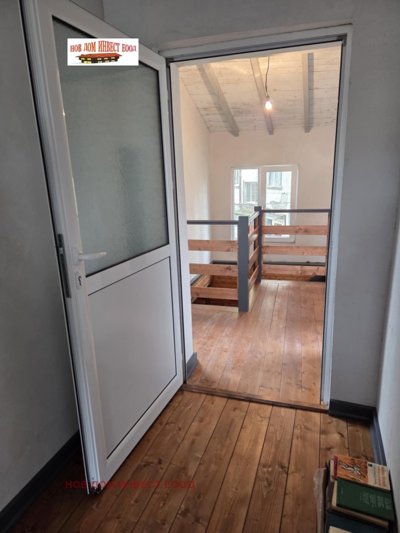 Продава КЪЩА, гр. Перник, Център, снимка 4 - Къщи - 52303218