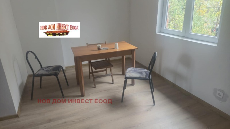 Продава КЪЩА, гр. Перник, Център, снимка 11 - Къщи - 52303218