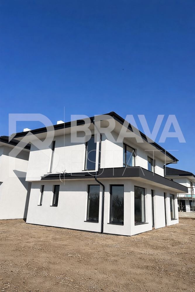 Продава КЪЩА, с. Марково, област Пловдив, снимка 2 - Къщи - 52414526