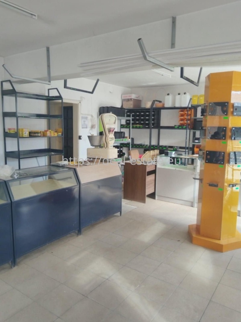 Продава  Магазин град Благоевград , Широк център , 83 кв.м | 24207441 - изображение [2]