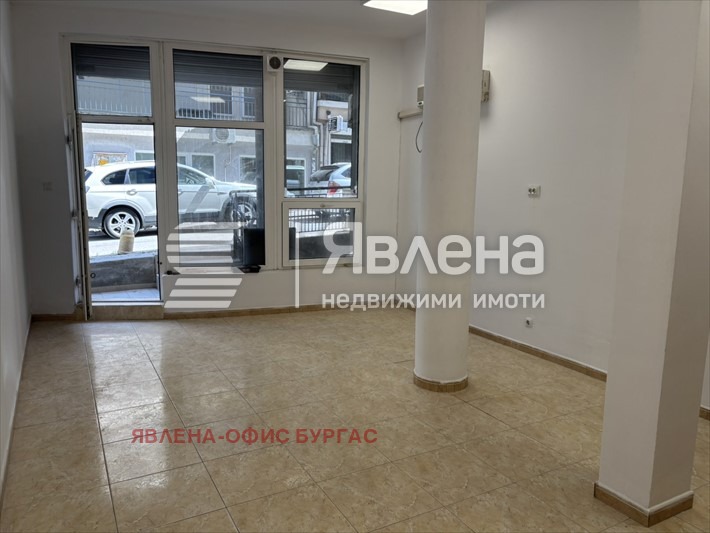 Продава МАГАЗИН, гр. Бургас, Лазур, снимка 2 - Магазини - 53014755