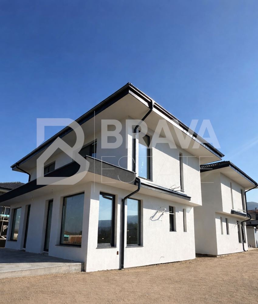 Продава КЪЩА, с. Марково, област Пловдив