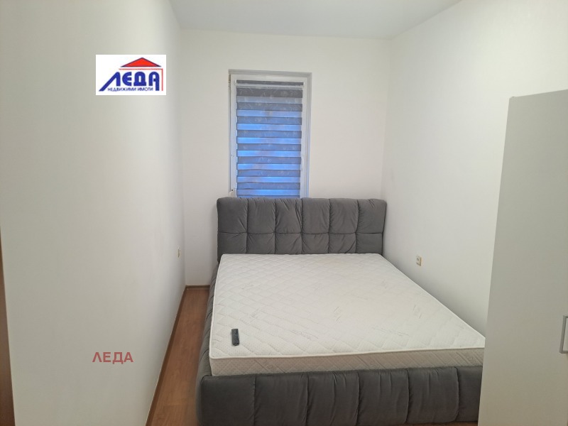 Продава 2-СТАЕН, гр. Плевен, Широк център, снимка 4 - Апартаменти - 52822641