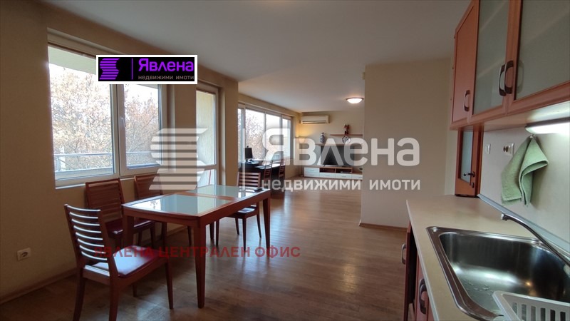 Продава 3-СТАЕН, гр. София, Гео Милев, снимка 1 - Aпартаменти - 48670120