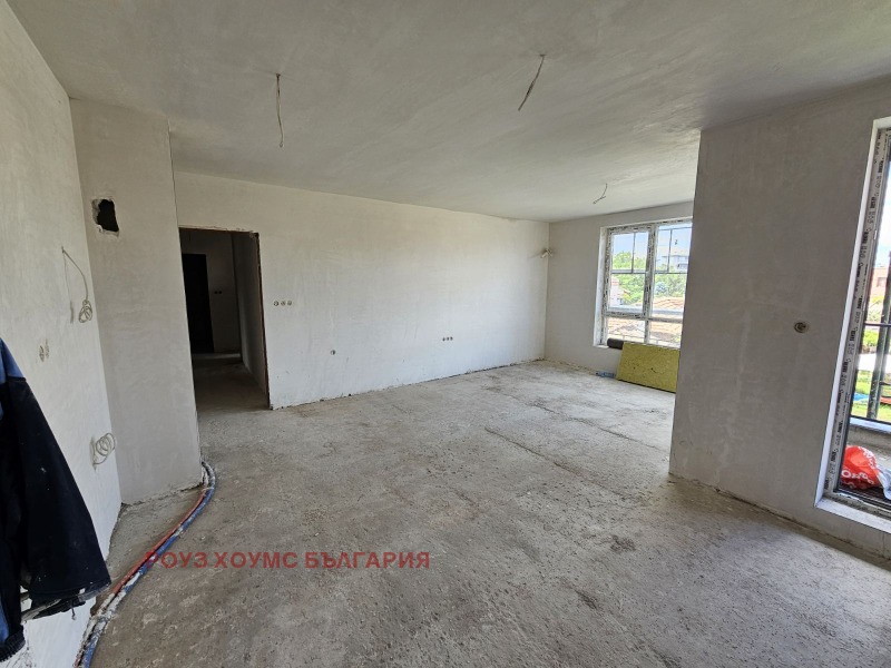 Продава  3-стаен град Пловдив , Остромила , 97 кв.м | 29519793