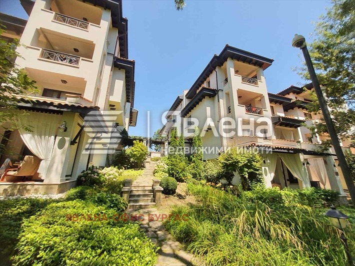 Till salu  2 sovrum region Burgas , Lozenec , 135 kvm | 88587610