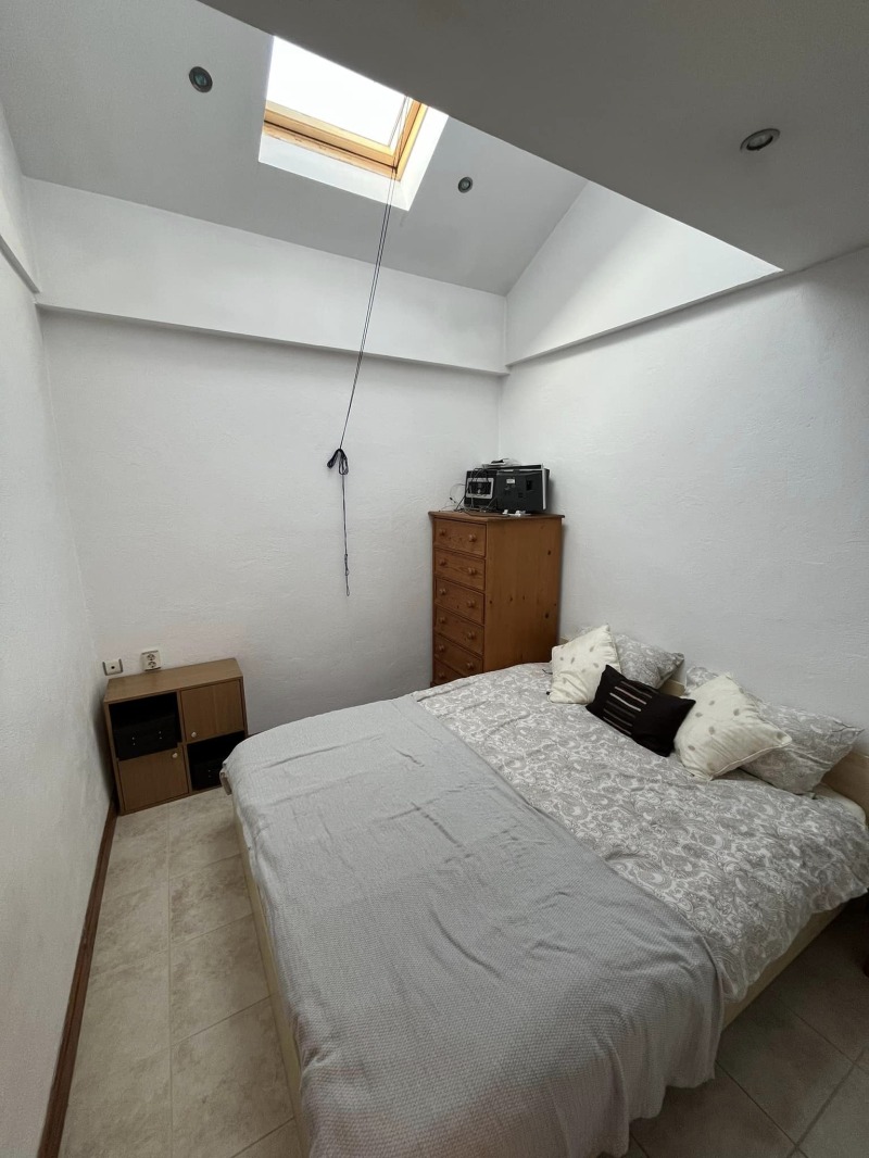 Продава КЪЩА, с. Царичино, област Добрич, снимка 12 - Къщи - 52937378