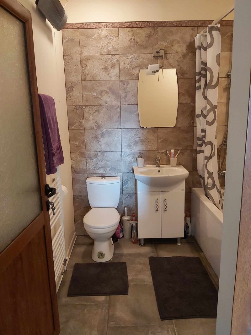 Продава КЪЩА, с. Царичино, област Добрич, снимка 7 - Къщи - 52937378