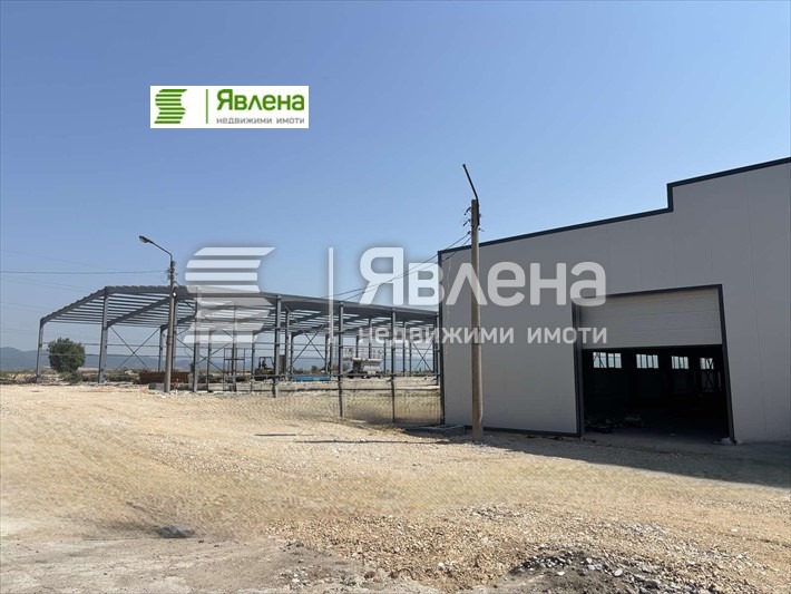 Eladó  Tárolás Sofia , Vrabnica 2 , 2040 négyzetméter | 34369632 - kép [4]