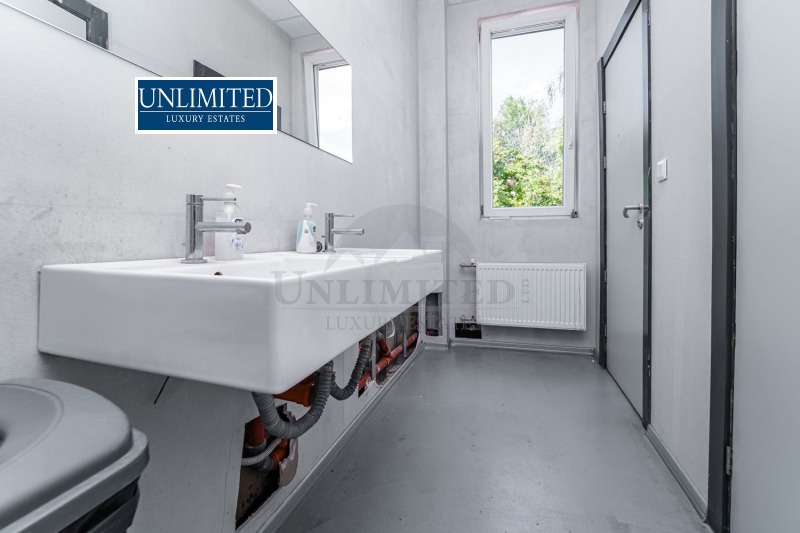 Продава ПРОМ. ПОМЕЩЕНИЕ, с. Мусачево, област София област, снимка 4 - Производствени сгради - 51961670