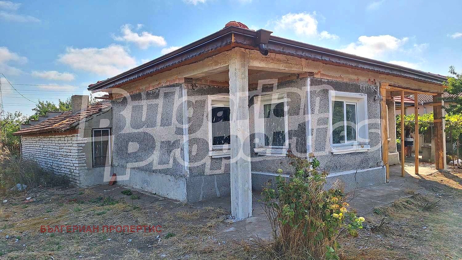 Продава КЪЩА, с. Соколово, област Добрич, снимка 2 - Къщи - 51468037
